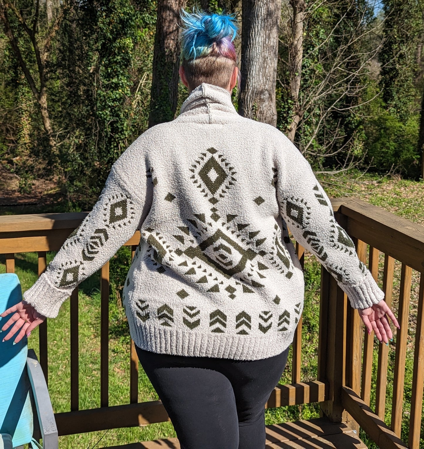 Fuzzy Geometric Cardigan